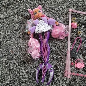 Mermaze doll